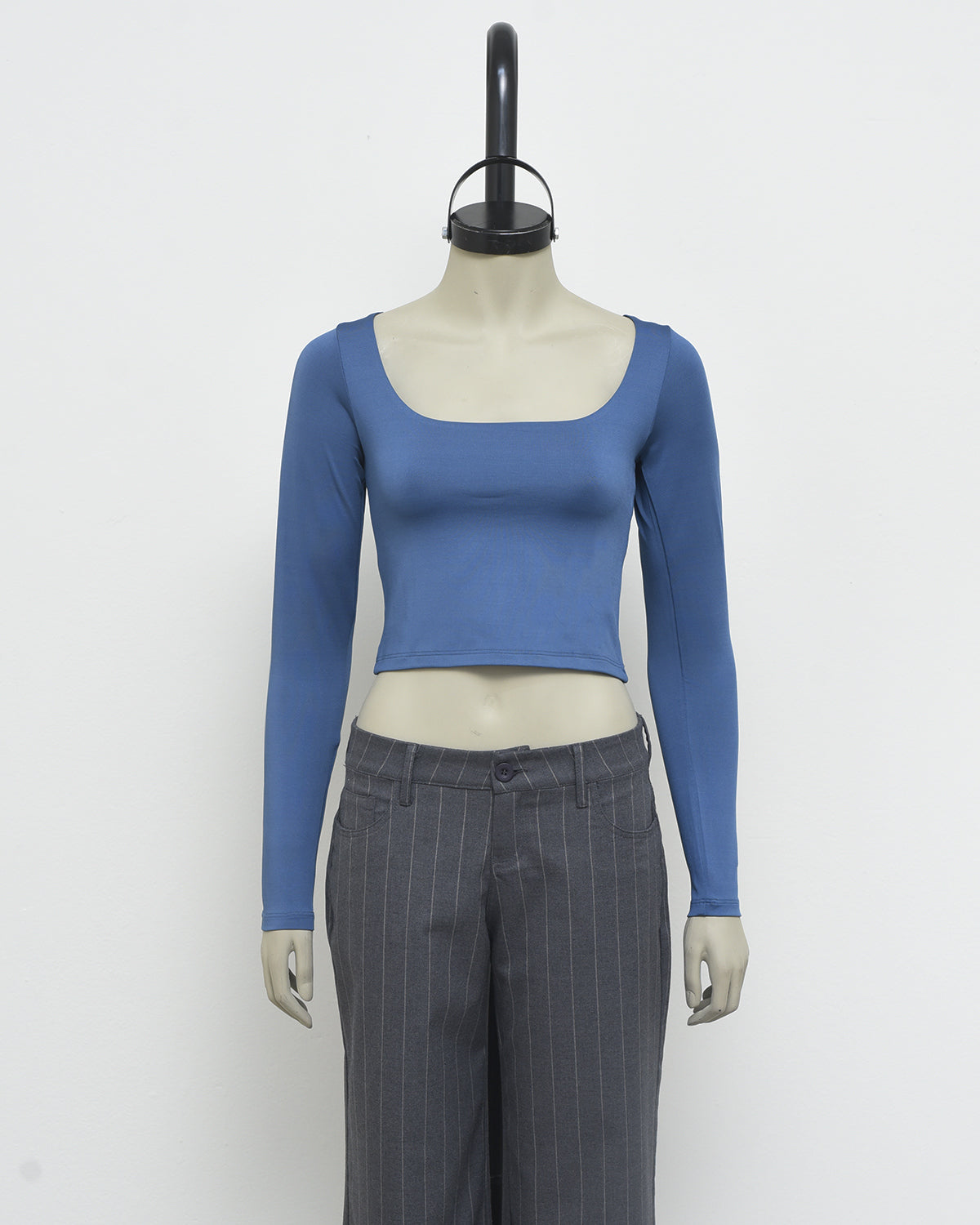 CROP TOP MANGA LARGA - AZUL COBALTO